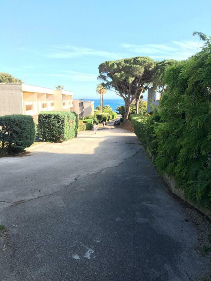 Les Hameaux De Provence - Piscine Et Place De Parking Privee - Acces Plage Et Sentier Du Littoral Бандол Екстериор снимка